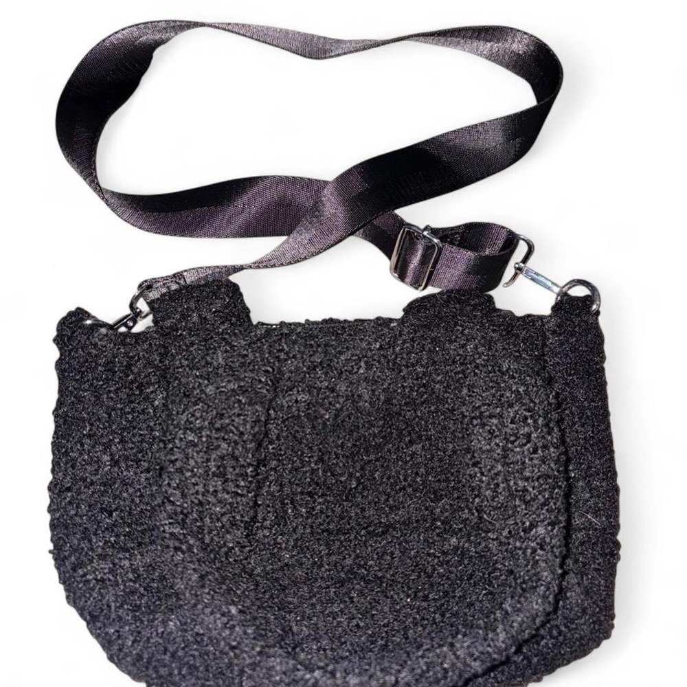 Forever 21 fur textured black knit bag with adjustable strap